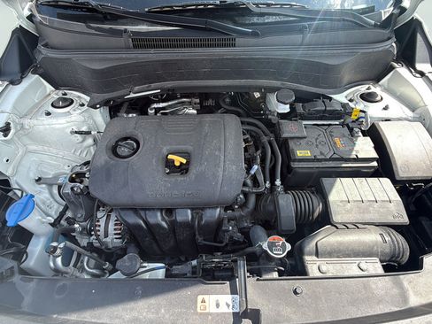 Used 2025 Kia Seltos S AWD/4WD image 33