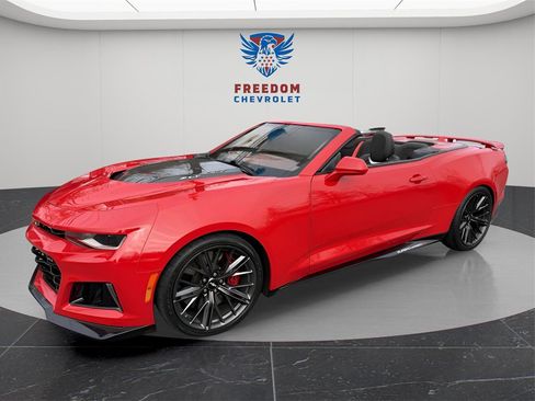 Used 2019 Chevrolet Camaro ZL1 w/ LPO, ZL1 Protection Package image 2