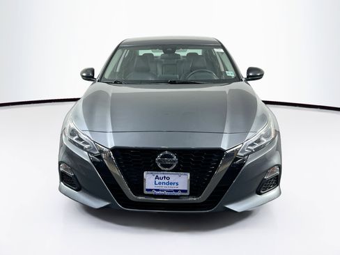 Used 2020 Nissan Altima 2.5 SR AWD/4WD image 2