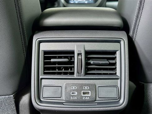 Certified 2026 Subaru Forester Premium AWD/4WD image 23