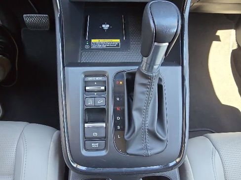 Used 2024 Honda CR-V EX-L image 19