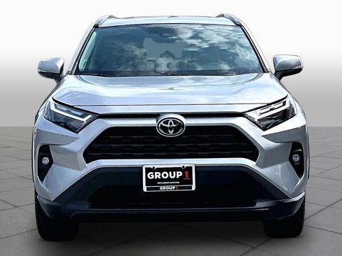 Used 2023 Toyota RAV4 XLE Premium AWD/4WD image 4