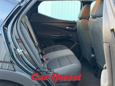Used 2023 Chevrolet Bolt EUV LT FWD image 15