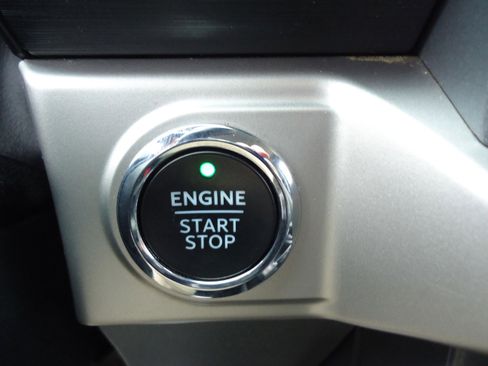 Used 2022 Ford F150 XLT w/ Equipment Group 302A High image 22