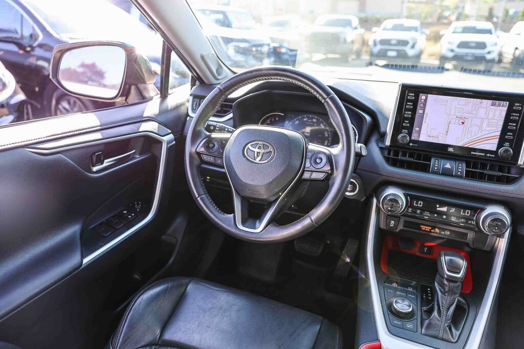 Certified 2020 Toyota RAV4 TRD Off-Road AWD/4WD image 5