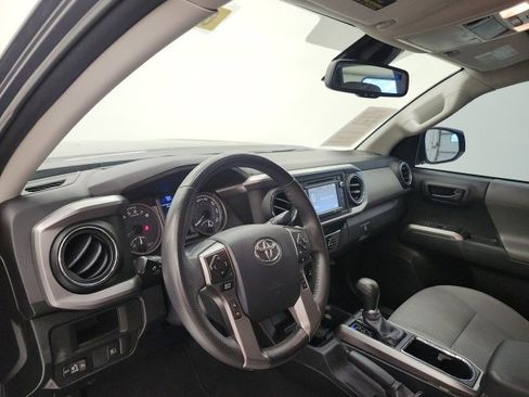 Certified 2019 Toyota Tacoma SR5 image 12