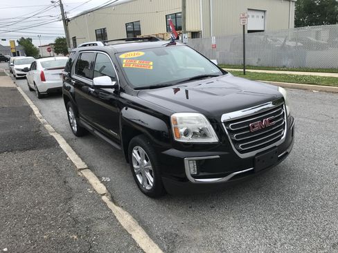 Used 2016 GMC Terrain SLT w/ Open Road Package AWD/4WD image 4