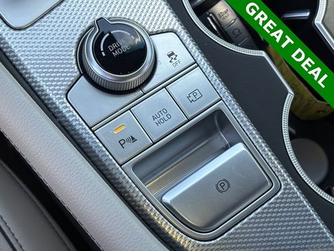 Used 2022 Genesis G70 2.0T w/ Prestige Package image 22