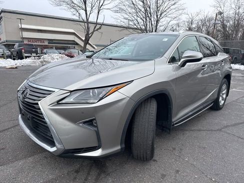 Used 2019 Lexus RX 350 AWD image 3