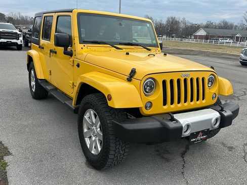 Used 2015 Jeep Wrangler Unlimited Sahara w/ Dual Top Group image 2