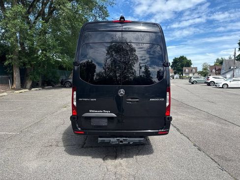 Used 2023 Mercedes-Benz Sprinter 3500 image 5