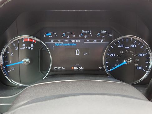 Used 2021 Ford F250 Platinum w/ FX4 Off-Road Package AWD/4WD image 18