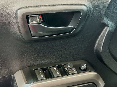 Used 2023 Toyota Tacoma SR5 RWD image 13