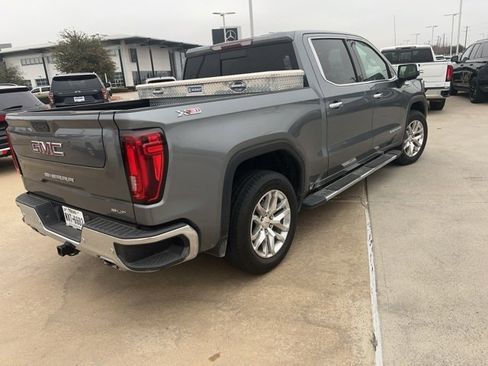 Used 2020 GMC Sierra 1500 SLT image 3