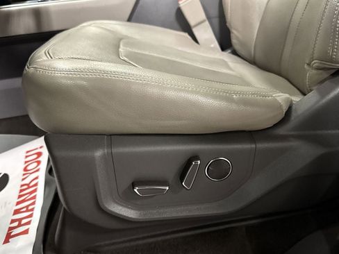 Used 2020 Ford Expedition Limited w/ Equipment Group 302A image 13