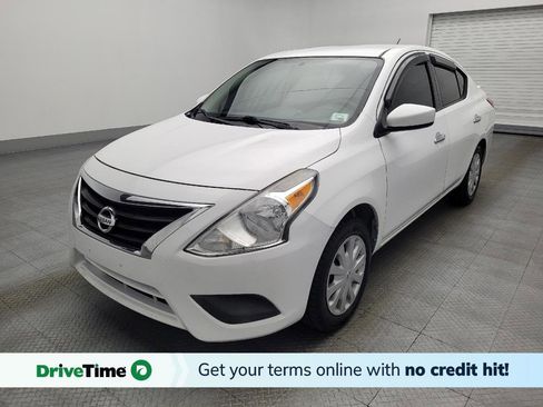 Used 2018 Nissan Versa SV FWD image 1