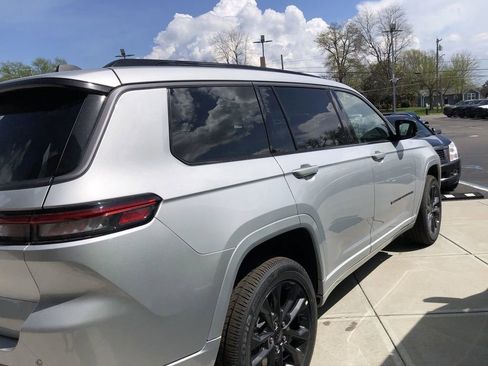 New 2026 Jeep Grand Cherokee L Limited image 6