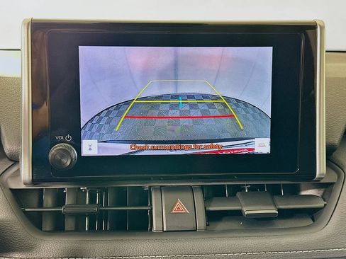 Certified 2025 Toyota RAV4 LE AWD/4WD image 13