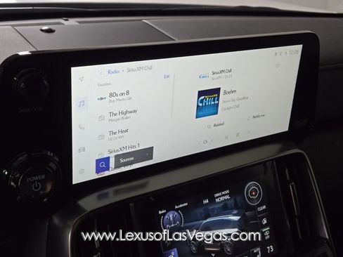 New 2026 Lexus LX 700h Luxury image 18