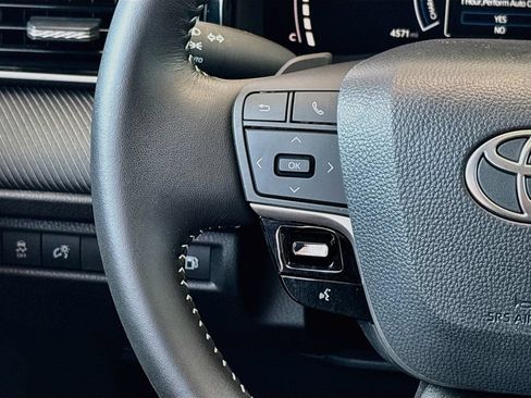 Certified 2026 Toyota Camry SE w/ Convenience Package FWD image 11