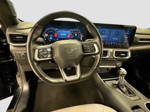 Used 2024 Ford Mustang Premium image 11
