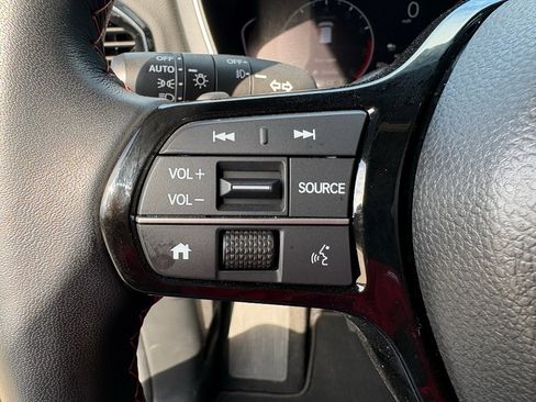 Certified 2023 Honda Pilot Sport image 13