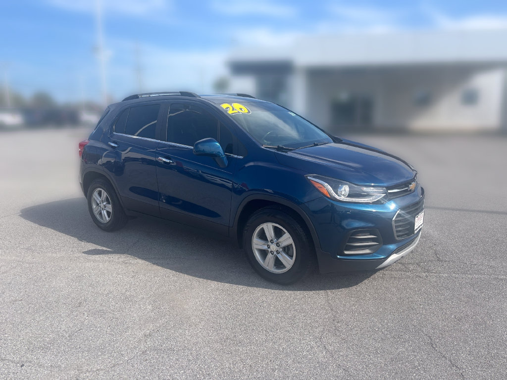 Used 2020 Chevrolet Trax LT w/ Driver Confidence Package FWD image 11