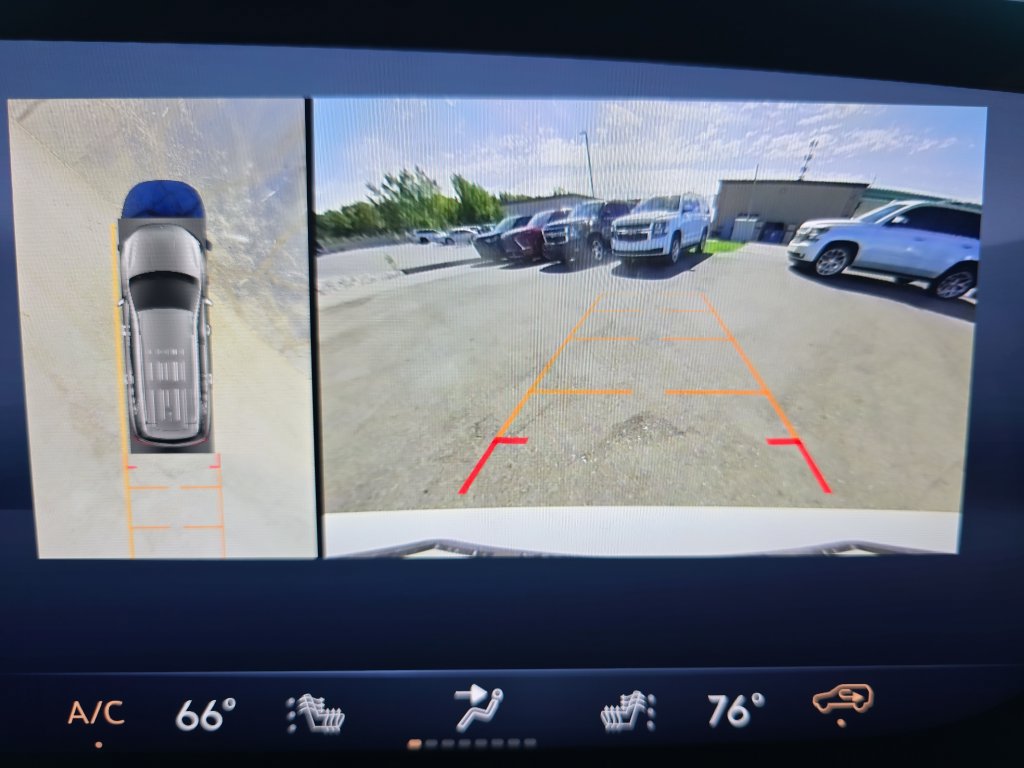 Certified 2025 Buick Enclave Sport Touring w/ Power Package AWD/4WD image 26