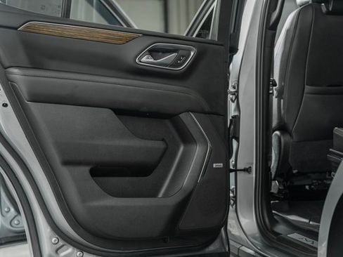 Used 2024 Chevrolet Tahoe High Country image 43