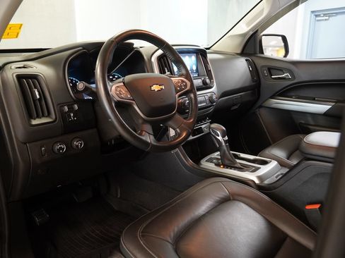 Used 2022 Chevrolet Colorado ZR2 AWD/4WD image 6