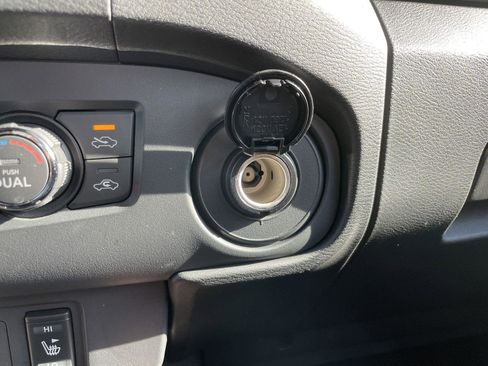 Used 2023 Nissan Frontier PRO-4X w/ Pro-4X Premium Package image 24