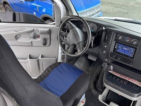 Used 2004 Chevrolet Express 3500 w/ RV Package.  Upfitter Option image 19