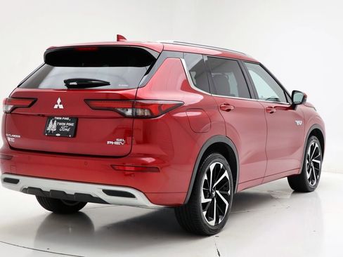 Used 2023 Mitsubishi Outlander SEL image 9