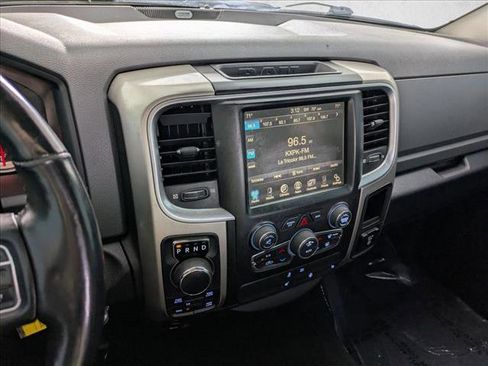Used 2017 RAM 1500 Big Horn image 10
