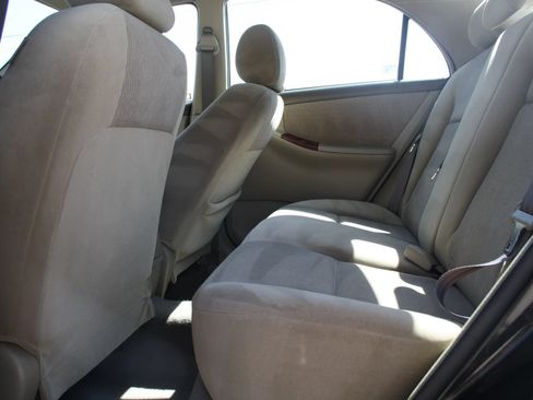 Used 2007 Toyota Corolla LE FWD image 16