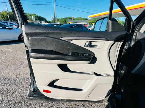 Used 2017 Honda Pilot EX-L image 23
