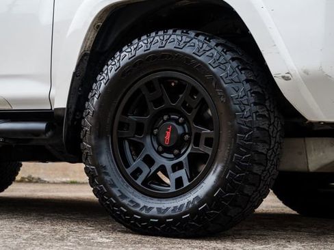 Used 2016 Toyota 4Runner TRD Pro image 37