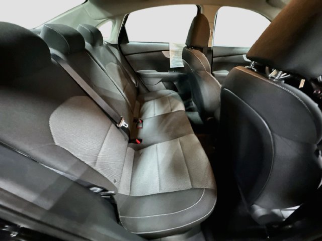 Certified 2023 Kia Forte LXS FWD image 25