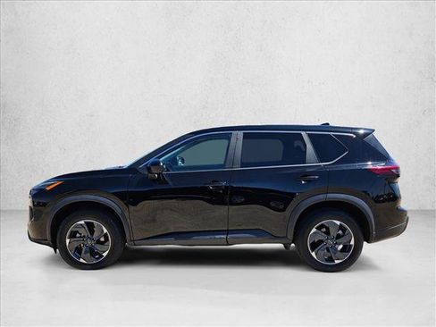 Used 2024 Nissan Rogue SV AWD/4WD image 9