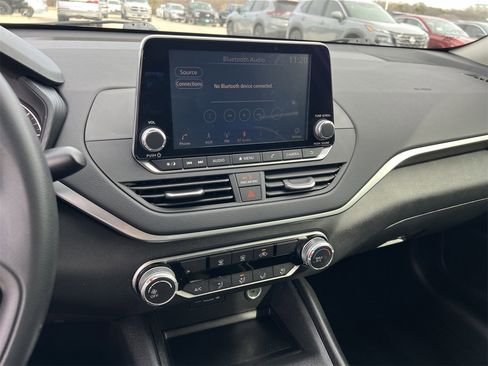 Certified 2020 Nissan Altima 2.5 S image 14