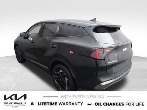 New 2026 Kia Sportage S AWD/4WD image 7