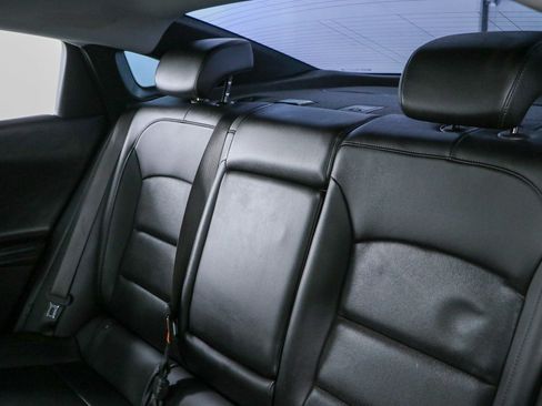 Used 2016 Chevrolet Malibu Premier FWD image 26