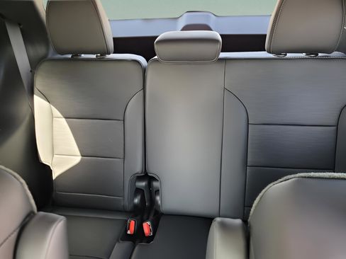 New 2025 Buick Enclave Sport Touring w/ Power Package image 31