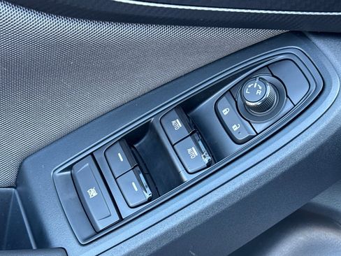 Used 2021 Subaru Impreza 2.0i Sport image 17