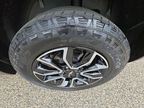 Used 2023 Chevrolet TrailBlazer ACTIV w/ Sun and Liftgate Package AWD/4WD image 34