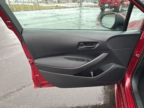 Used 2024 Toyota Corolla LE image 9