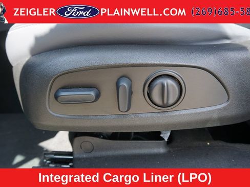 Used 2024 Buick Enclave Essence w/ Experience Buick Package AWD/4WD image 20