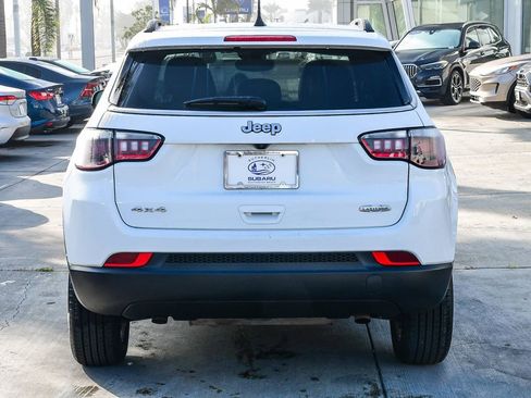 Used 2024 Jeep Compass Latitude image 6