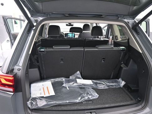 New 2026 Volkswagen Atlas SEL Premium R-Line AWD/4WD image 40
