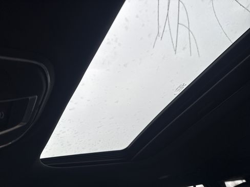 Used 2023 Jeep Grand Cherokee L Altitude image 30